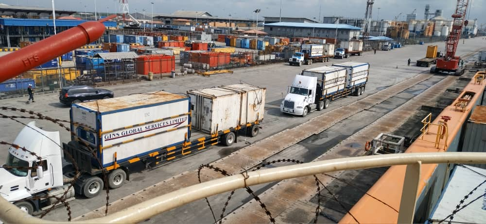 GGSL reefer containers on flatbeds at the port terminal quayside