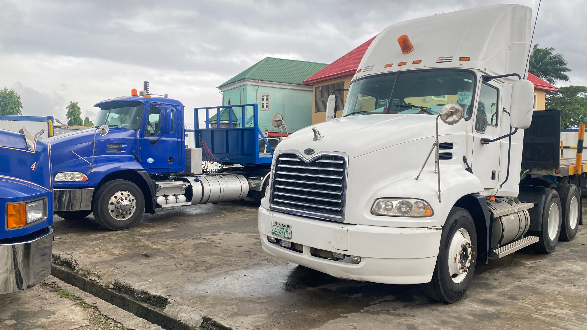 Mixed heavy haulage fleet marshalled at the yard